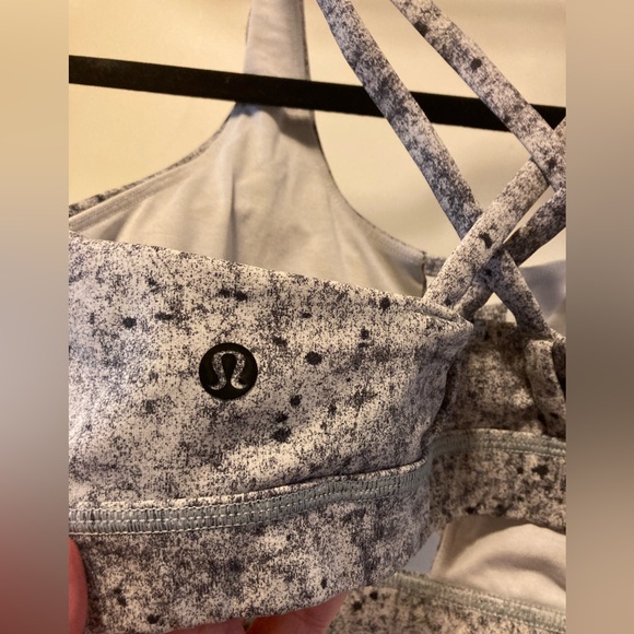Lululemon Energy Bra Laced - Picture 5 of 5